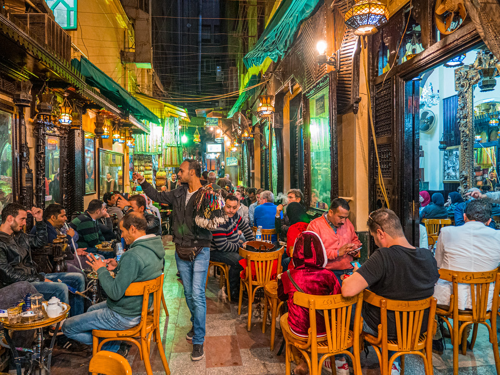 el fishawi cafe Cairo by night guided sightseeing tour