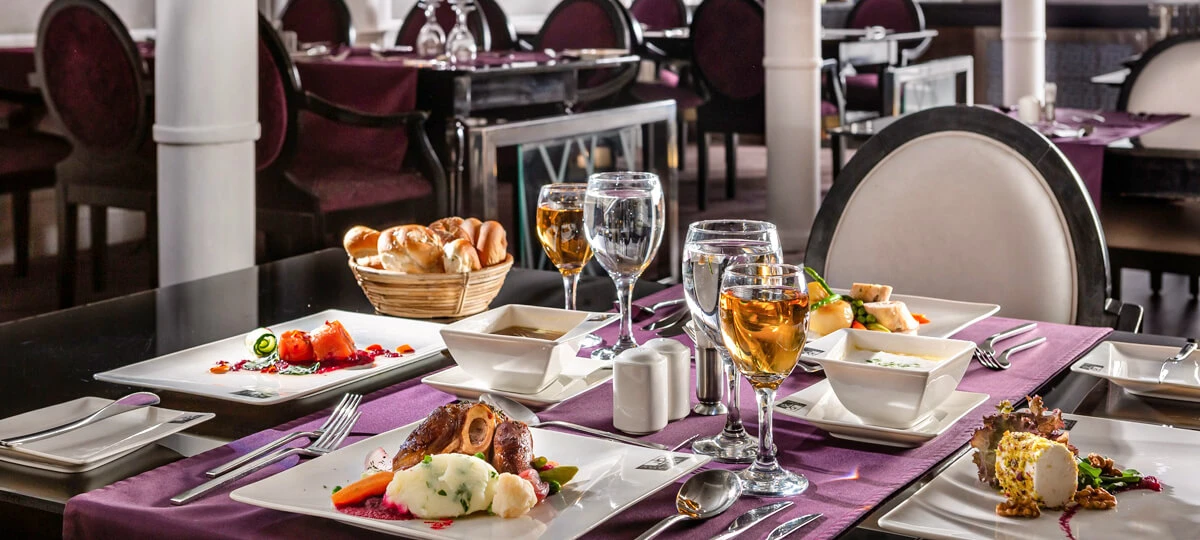 best cruise lunch in Cairo