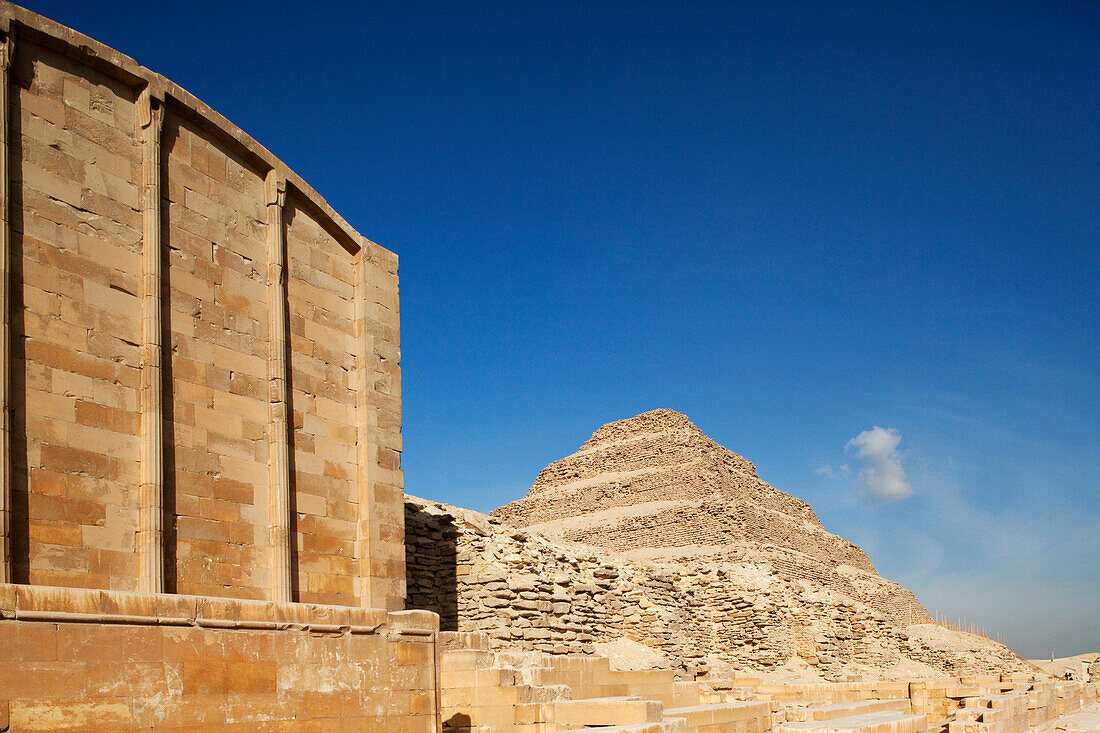 Giza pyramids and Sphinx full day trip