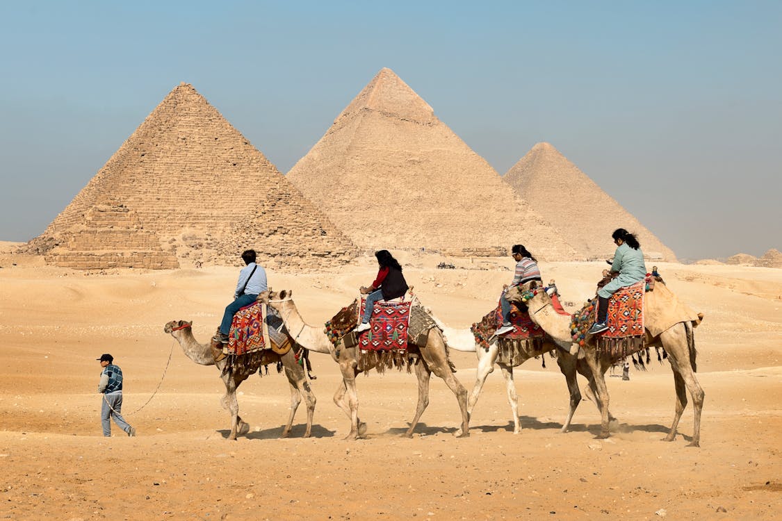 Cairo Giza pyramids tour