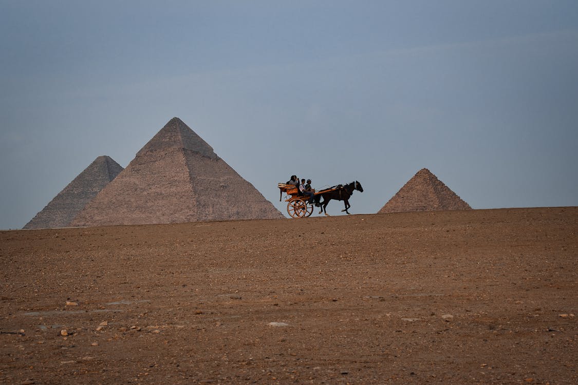 pyramids of giza
