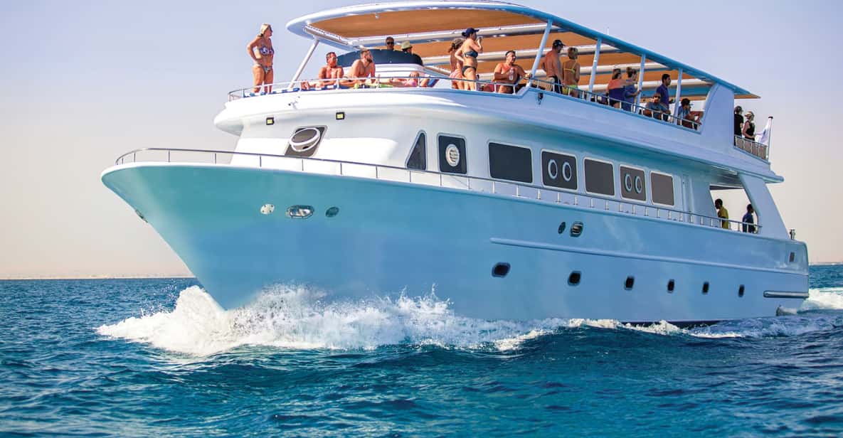 Ras Mohamed trip by Boat